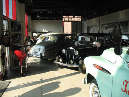 deposito ed esposizione auto d'epoca vicino Milano Como Varese Novara (16)