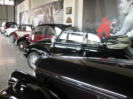deposito ed esposizione auto d'epoca vicino Milano Como Varese Novara (24)