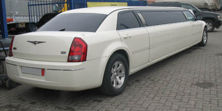 limousine chryisler c 300 (1)
